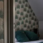 La Vie Est Belle