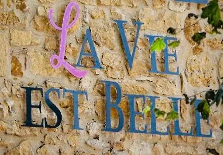 Maison D'Hote La Vie Est Belle Lalinde